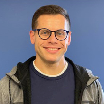 Gus Marks-Hamilton ’03, ’17 MSW, LMSW